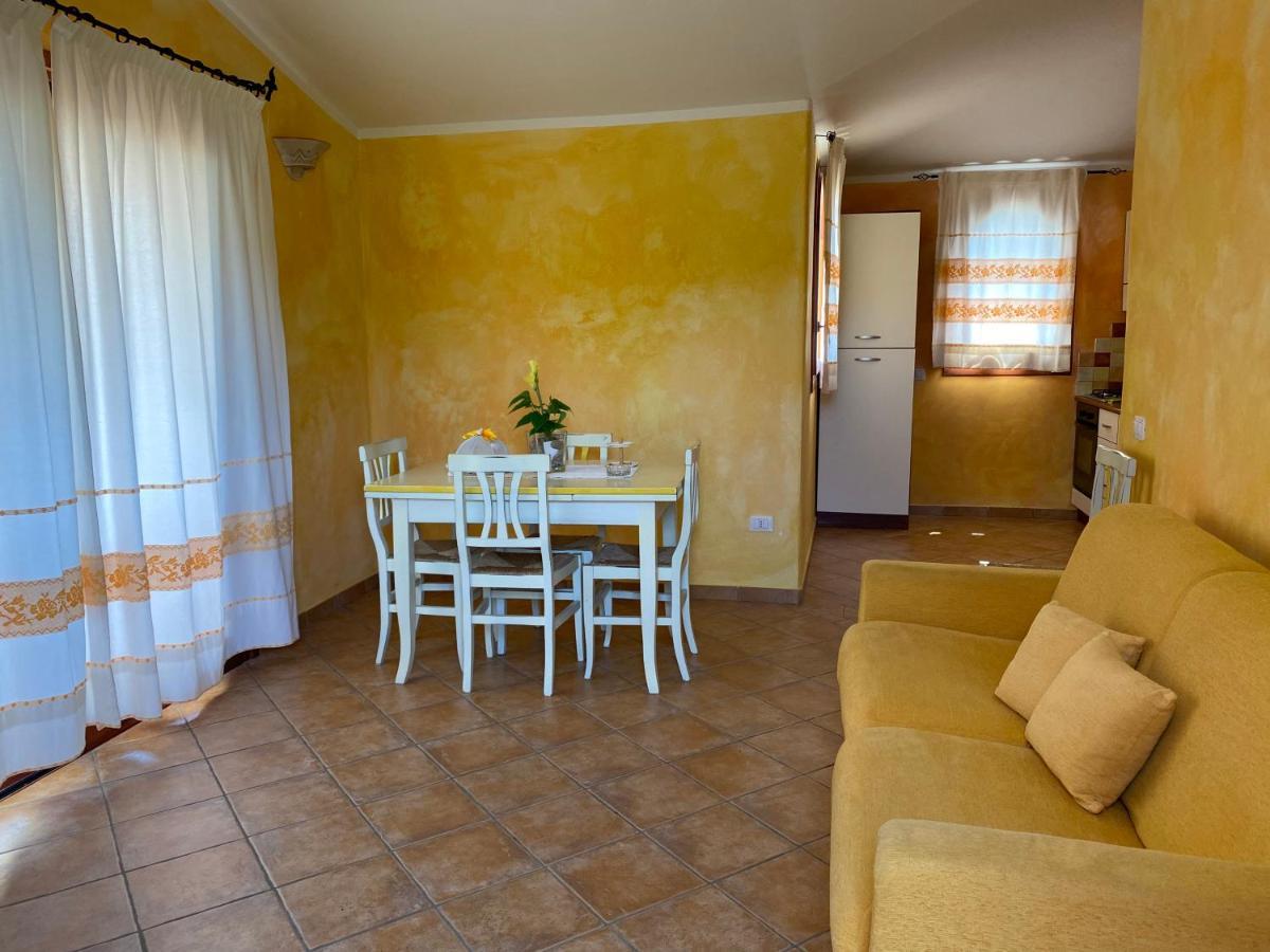 Case Vacanze Villa Rosita San Teodoro  Kültér fotó