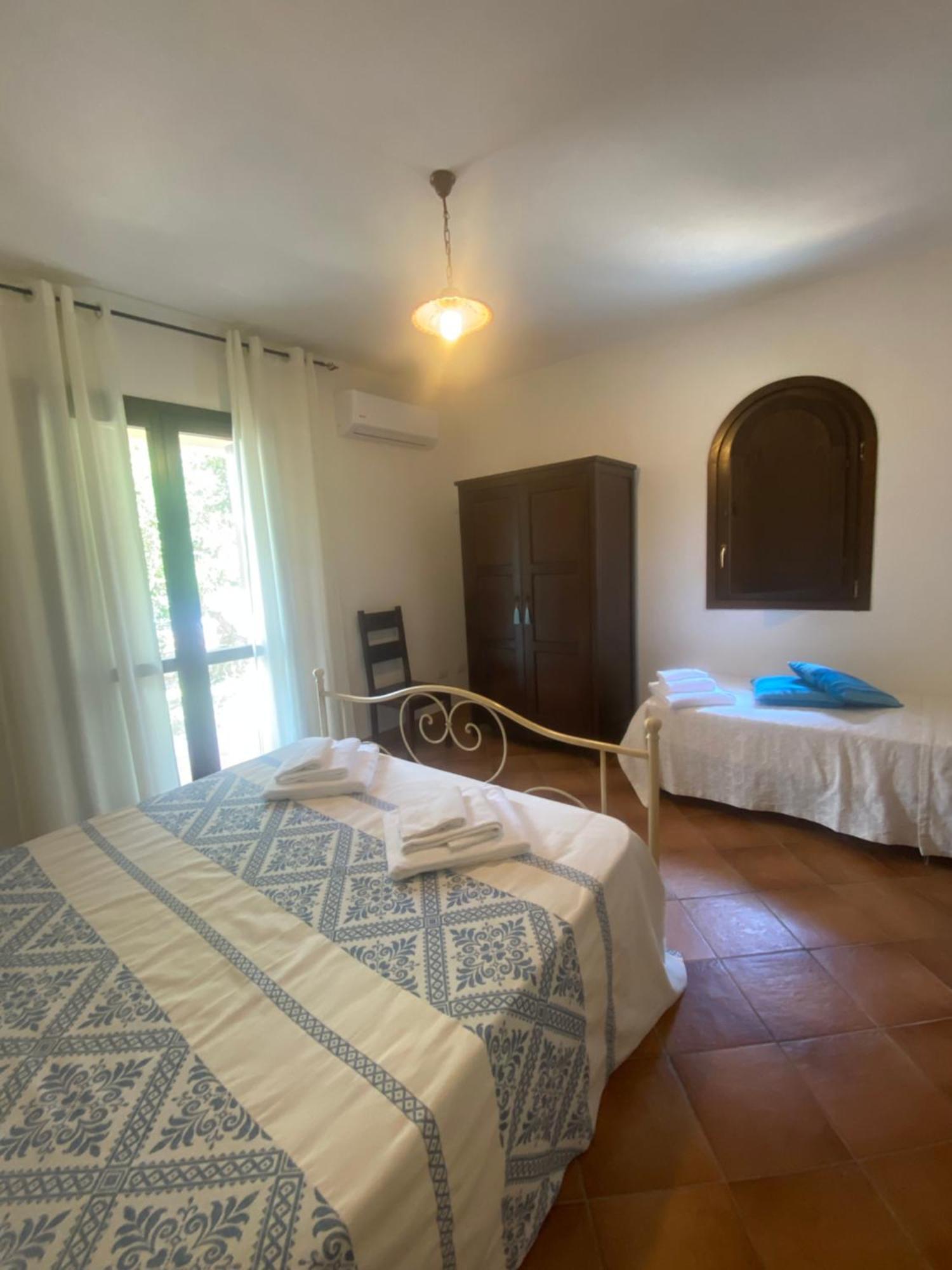 Case Vacanze Villa Rosita San Teodoro  Kültér fotó