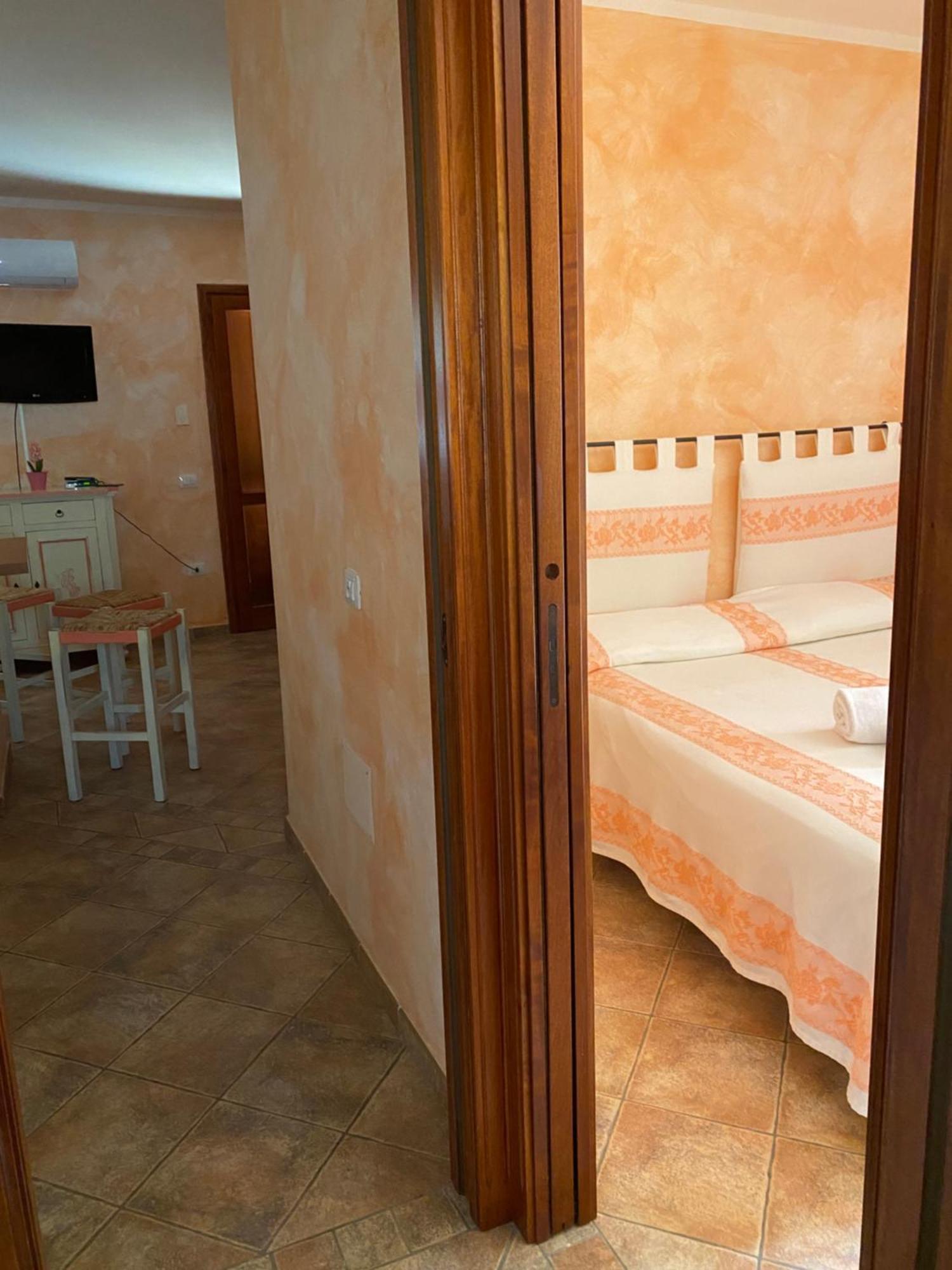 Case Vacanze Villa Rosita San Teodoro  Kültér fotó
