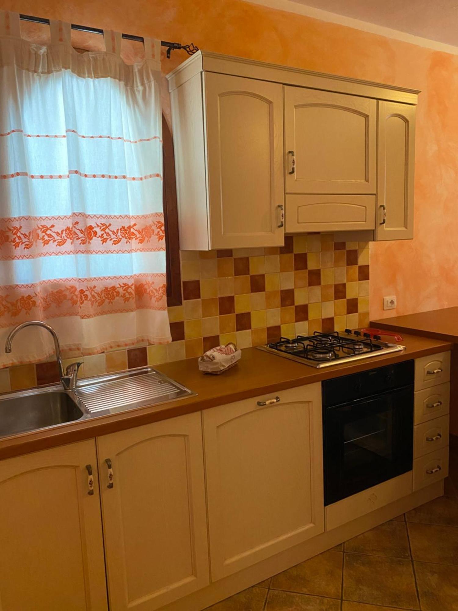 Case Vacanze Villa Rosita San Teodoro  Kültér fotó