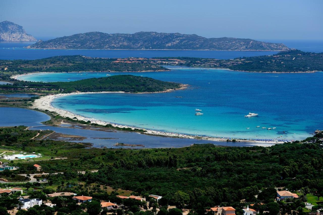 Case Vacanze Villa Rosita San Teodoro  Kültér fotó
